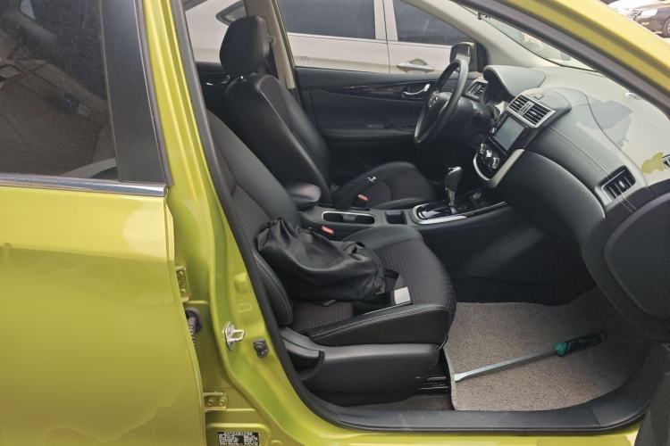 Used Nissan Tiida 2016 1.6L CVT Smart Drive Edition Right Front Seat