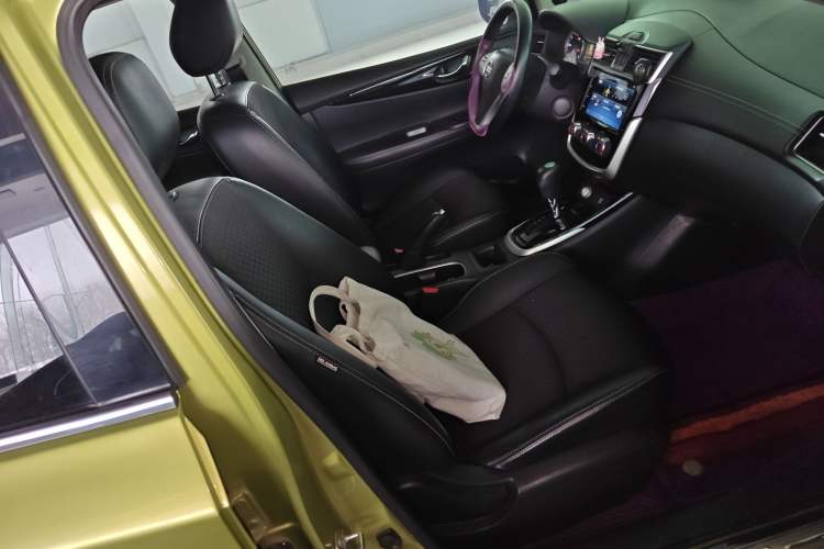 Used Nissan Tiida 2016 1.6L CVT Smart Drive Edition Right Front Seat