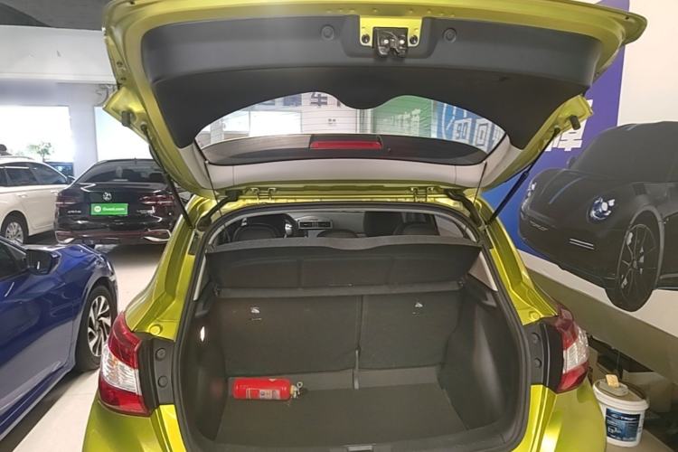 Used Nissan Tiida 2016 1.6L CVT Smart Drive Edition Trunk