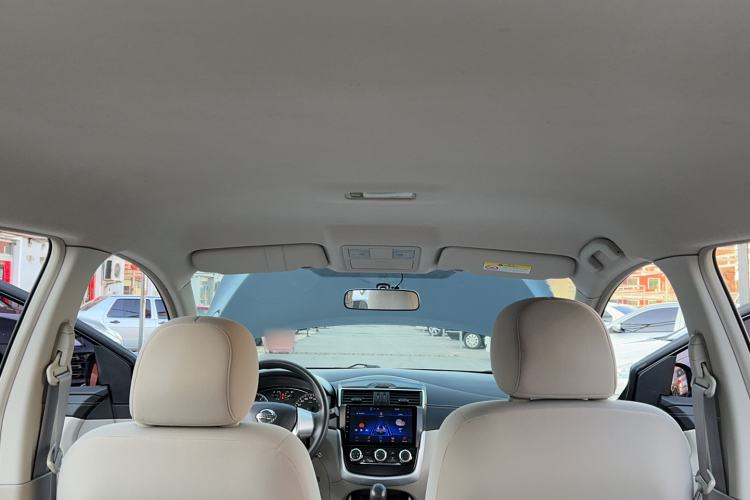 Used Nissan Tiida 2019 1.6L Manual Joyride Version China VI Standard Headliner