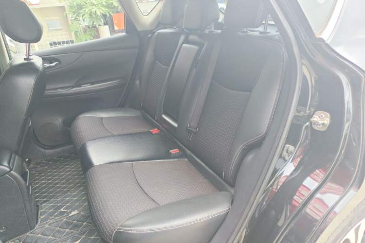 Used Nissan Tiida 2019 1.6L CVT Smart Drive Version China VI Standard Left Rear Seat