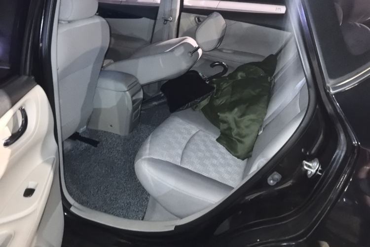 Used Nissan Tiida 2019 1.6L Manual Joyride Version China VI Standard Left Rear Seat