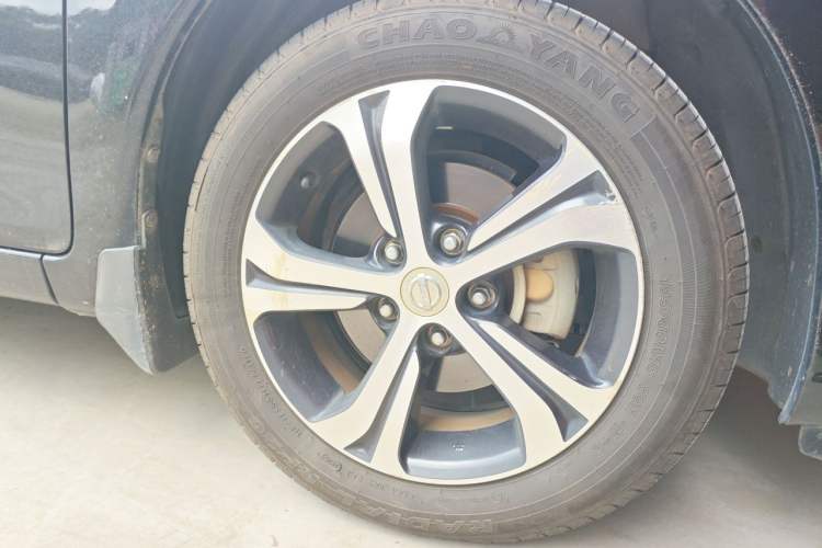 Used Nissan Tiida 2019 1.6L CVT Smart Drive Version China VI Standard Right Front Wheel Hub