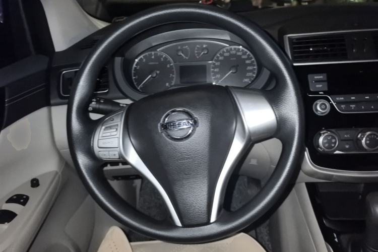 Used Nissan Tiida 2019 1.6L Manual Joyride Version China VI Standard Steering Wheel