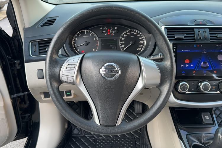 Used Nissan Tiida 2019 1.6L Manual Joyride Version China VI Standard Steering Wheel