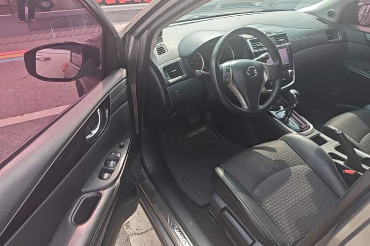 Used Nissan Tiida 2019 1.6L CVT Smart Drive Version China VI Standard Driver Seat