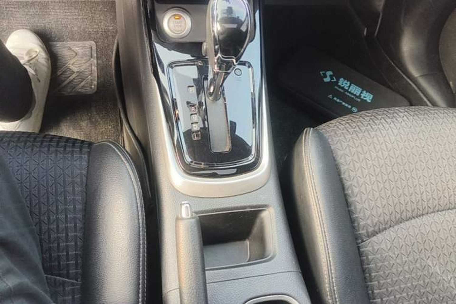 Used Nissan Tiida 2019 1.6L CVT Smart Drive Version China VI Standard Gear Lever