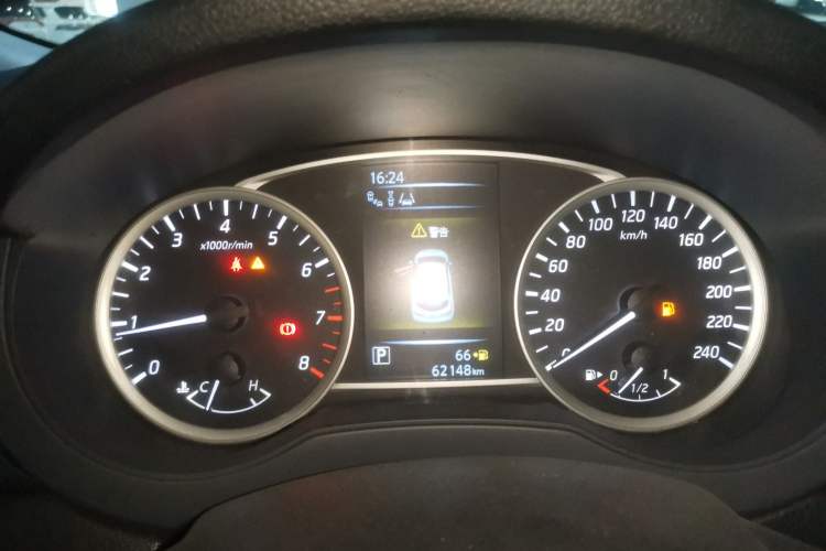 Used Nissan Tiida 2019 1.6L CVT Smart Drive Version China VI Standard Instrument Cluster