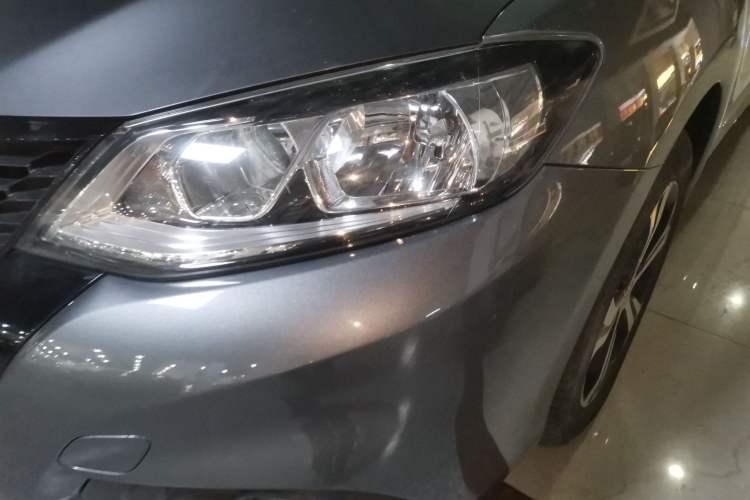 Used Nissan Tiida 2019 1.6L CVT Smart Drive Version China VI Standard Left Front Headlight