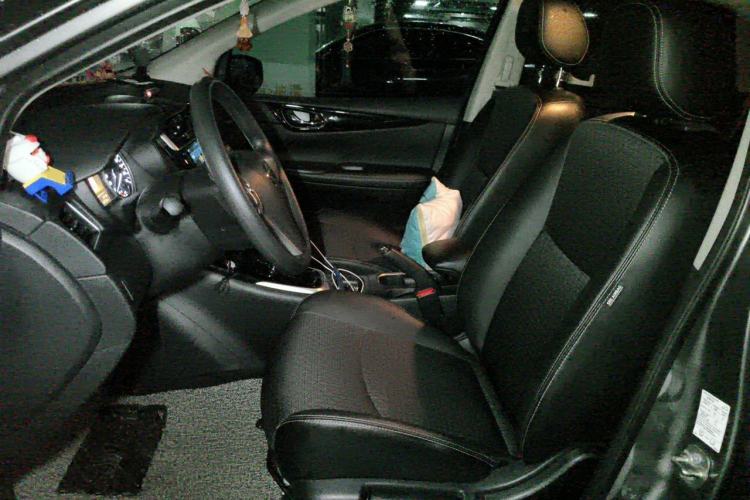 Used Nissan Tiida 2019 1.6L CVT Smart Drive Version China VI Standard Left Front Seat