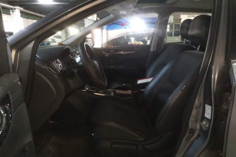 Used Nissan Tiida 2019 1.6L CVT Smart Drive Version China VI Standard Left Front Seat