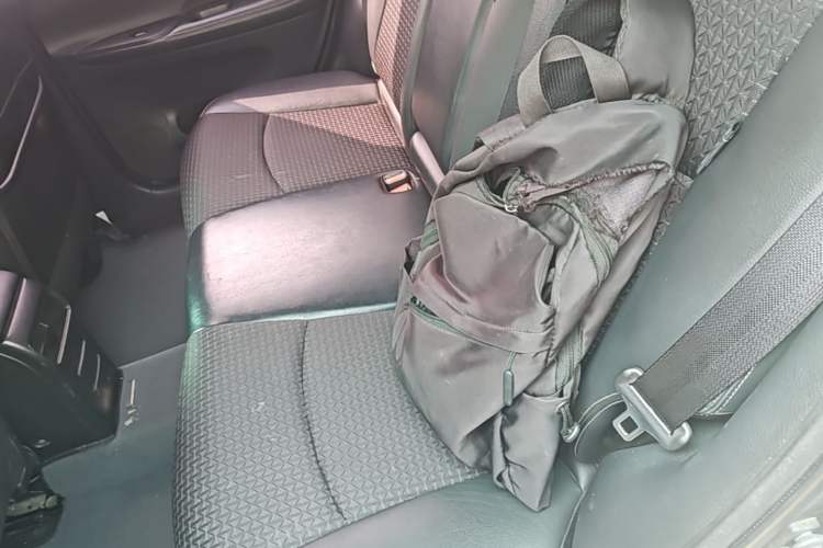 Used Nissan Tiida 2019 1.6L CVT Smart Drive Version China VI Standard Left Rear Seat