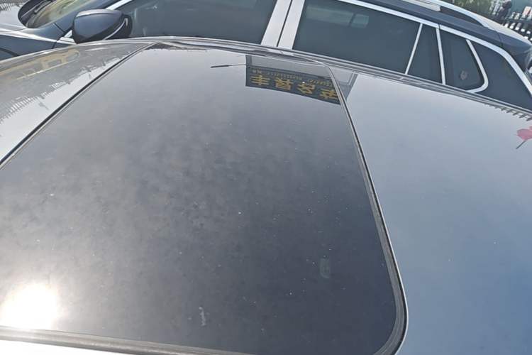 Used Nissan Tiida 2019 1.6L CVT Smart Drive Version China VI Standard Roof