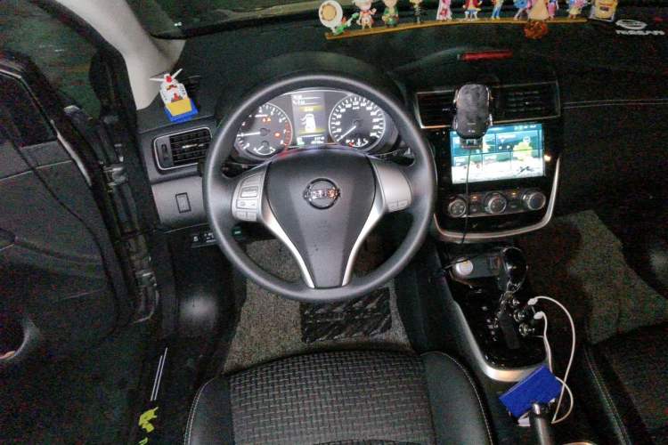 Used Nissan Tiida 2019 1.6L CVT Smart Drive Version China VI Standard Steering Wheel