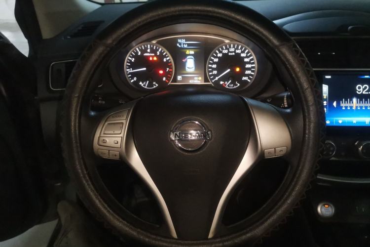 Used Nissan Tiida 2019 1.6L CVT Smart Drive Version China VI Standard Steering Wheel