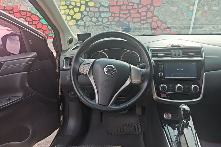 Used Nissan Tiida 2019 1.6L CVT Smart Drive Version China VI Standard Steering Wheel