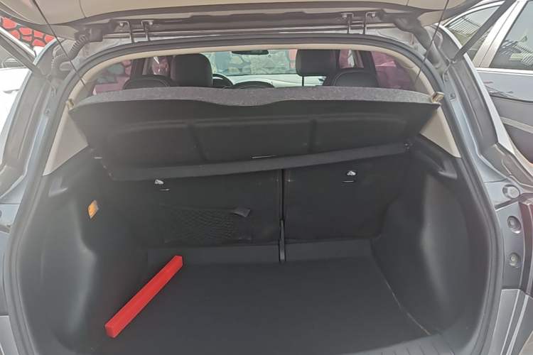 Used Nissan Tiida 2019 1.6L CVT Smart Drive Version China VI Standard Trunk