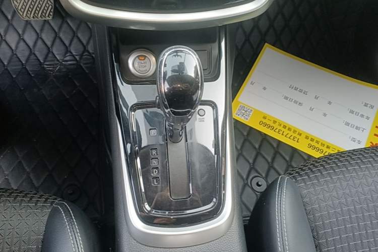 Used Nissan Tiida 2019 1.6L CVT Smart Enjoyment Version China VI Standard Gear Lever