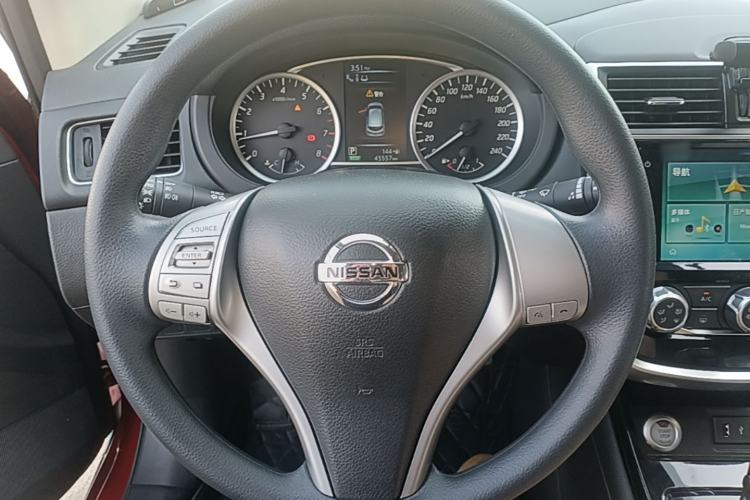 Used Nissan Tiida 2019 1.6L CVT Smart Enjoyment Version China VI Standard Steering Wheel