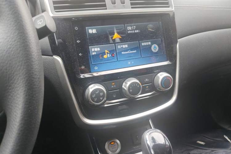 Used Nissan Tiida 2019 1.6L CVT Smart Enjoyment Version China VI Standard Audio And AC Panel