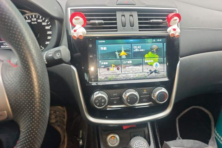 Used Nissan Tiida 2019 1.6L CVT Smart Drive Version China VI Standard Audio And AC Panel