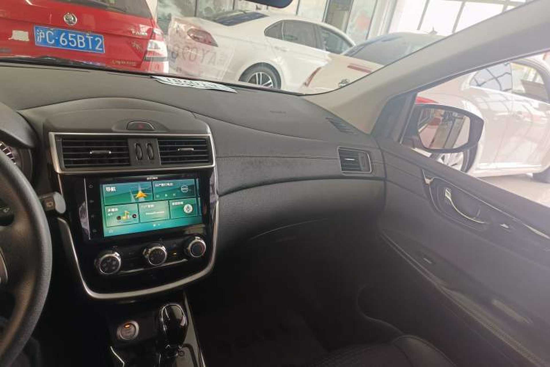 Used Nissan Tiida 2019 1.6L CVT Smart Drive Version China VI Standard Audio And AC Panel