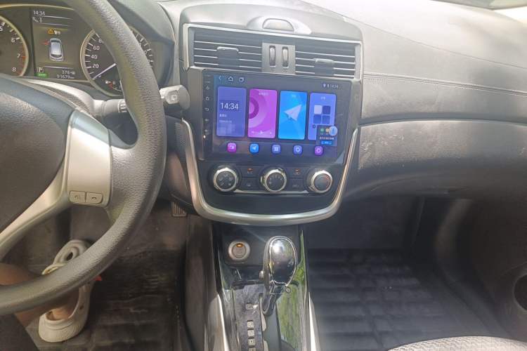 Used Nissan Tiida 2019 1.6L CVT Smart Drive Version China VI Standard Audio And AC Panel