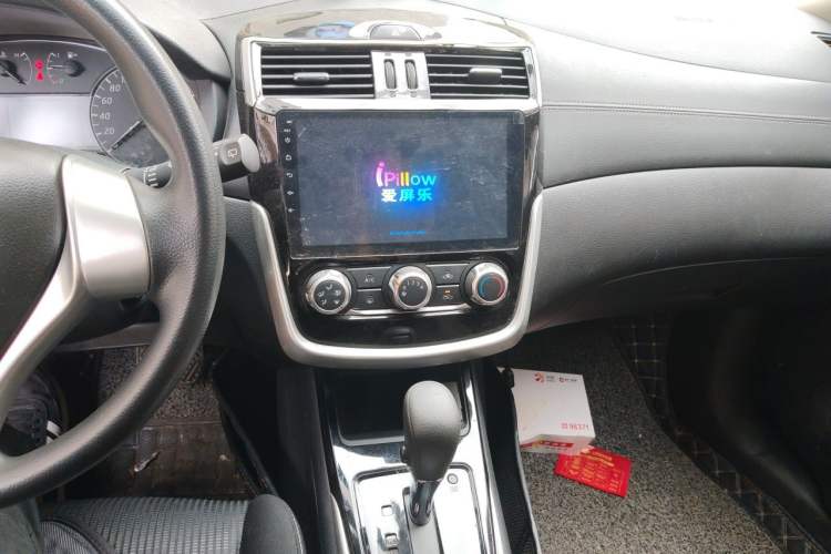 Used Nissan Tiida 2019 1.6L CVT Cool Edition China VI Standard Audio And AC Panel