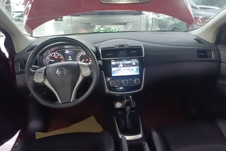 Used Nissan Tiida 2019 1.6L CVT Smart Enjoyment Version China VI Standard Center Console