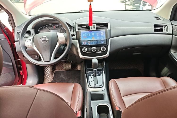 Used Nissan Tiida 2019 1.6L CVT Cool Edition China VI Standard Center Console