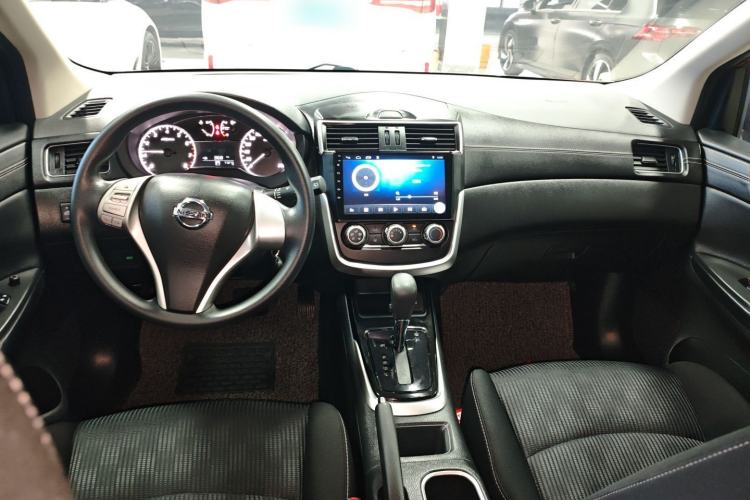 Used Nissan Tiida 2019 1.6L CVT Cool Edition China VI Standard Center Console