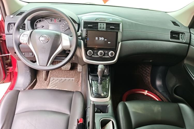 Used Nissan Tiida 2019 1.6L CVT Cool Edition China VI Standard Center Console