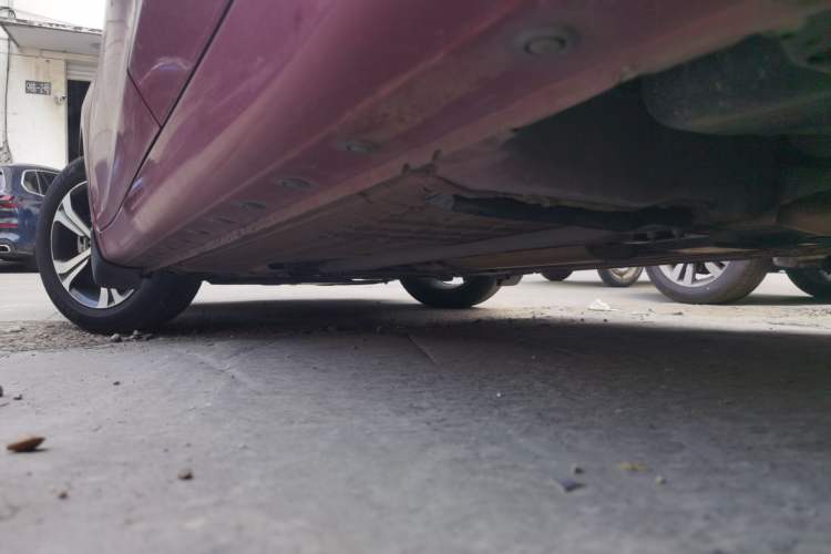 Used Nissan Tiida 2019 1.6L CVT Smart Drive Version China V Standard Chassis Rear Left
