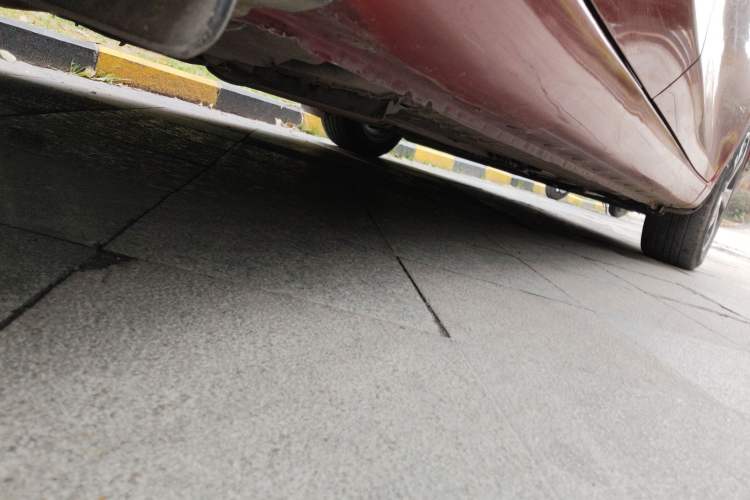 Used Nissan Tiida 2019 1.6L CVT Smart Drive Version China VI Standard Chassis Rear Right