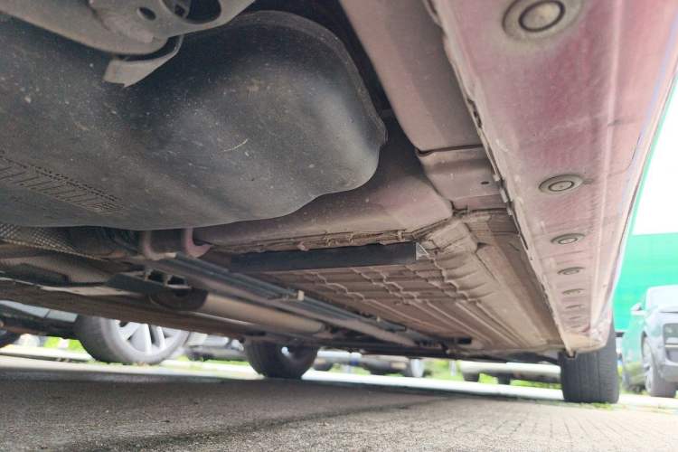 Used Nissan Tiida 2019 1.6L CVT Smart Drive Version China V Standard Chassis Rear Right