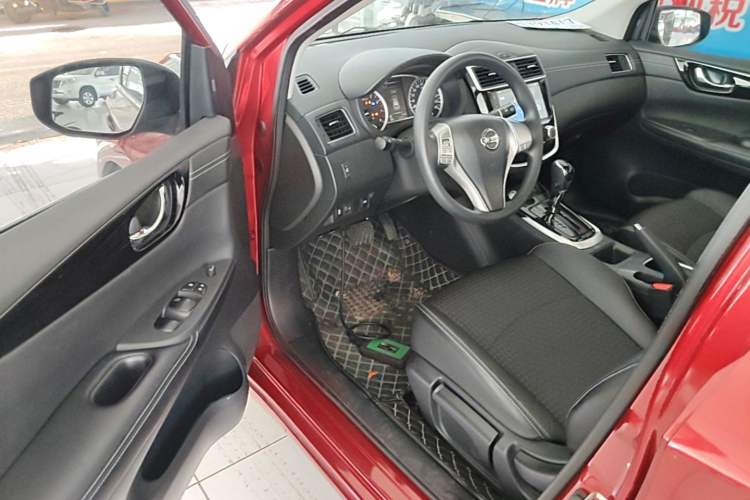 Used Nissan Tiida 2019 1.6L CVT Smart Drive Version China VI Standard Driver Seat