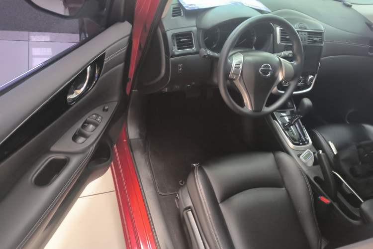 Used Nissan Tiida 2019 1.6L CVT Cool Edition China VI Standard Driver Seat