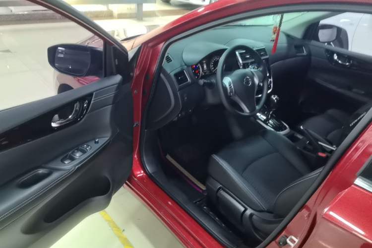 Used Nissan Tiida 2019 1.6L CVT Smart Drive Version China VI Standard Driver Seat