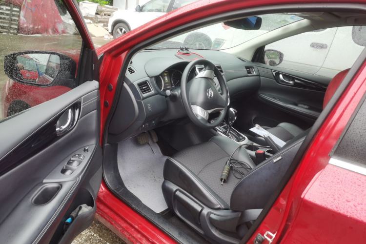 Used Nissan Tiida 2019 1.6L CVT Smart Drive Version China VI Standard Driver Seat