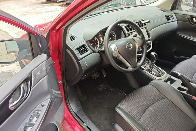 Used Nissan Tiida 2019 1.6L CVT Smart Drive Version China VI Standard Driver Seat