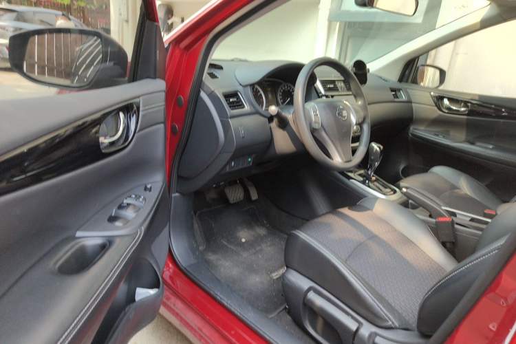 Used Nissan Tiida 2019 1.6L CVT Smart Enjoyment Version China VI Standard Driver Seat