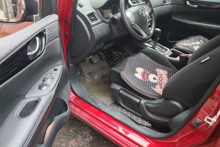 Used Nissan Tiida 2019 1.6L CVT Cool Edition China VI Standard Driver Seat