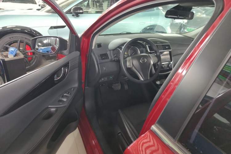 Used Nissan Tiida 2019 1.6L CVT Smart Drive Version China VI Standard Driver Seat