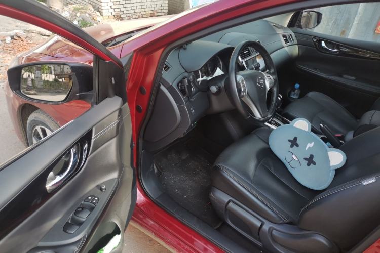 Used Nissan Tiida 2019 1.6L CVT ZhiZun Edition China V Standard Driver Seat