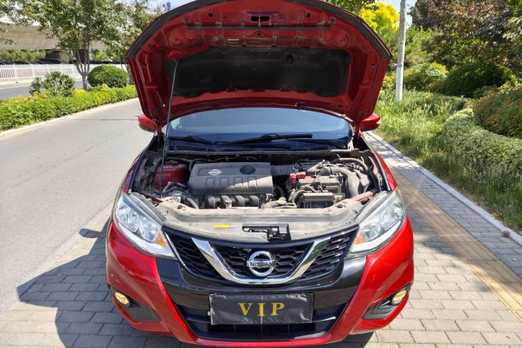Used Nissan Tiida 2019 1.6L CVT Smart Drive Version China VI Standard Engine Bay