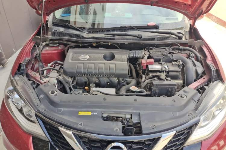 Used Nissan Tiida 2019 1.6L CVT Smart Drive Version China VI Standard Engine Bay