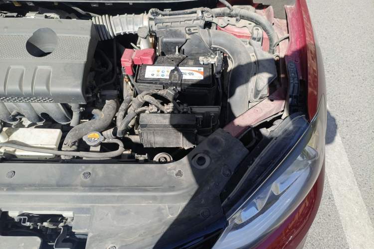 Used Nissan Tiida 2019 1.6L CVT Smart Drive Version China VI Standard Engine Bay Left