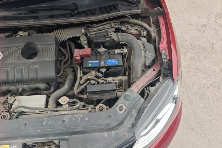 Used Nissan Tiida 2019 1.6L CVT Smart Drive Version China VI Standard Engine Bay Left
