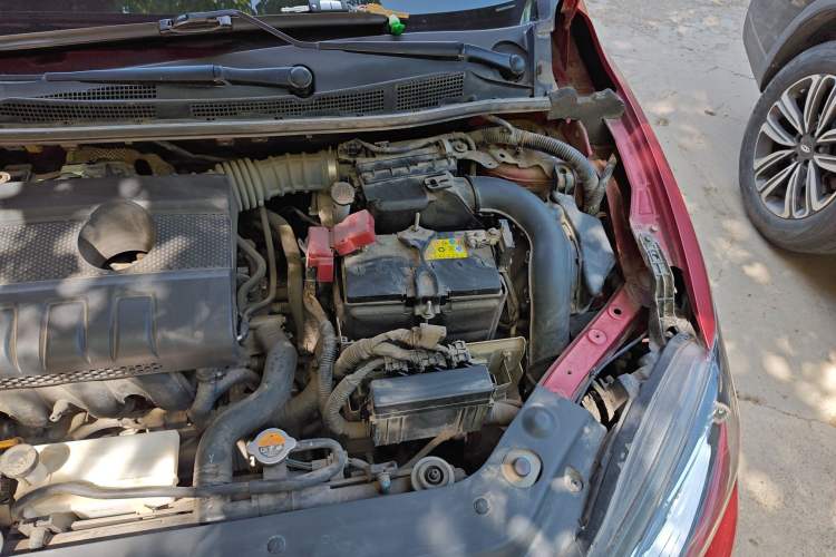 Used Nissan Tiida 2019 1.6L CVT Cool Edition China VI Standard Engine Bay Left