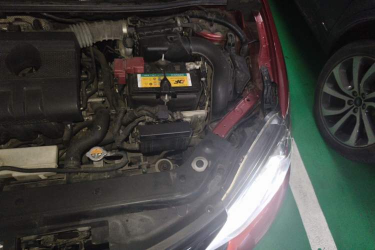 Used Nissan Tiida 2019 1.6L CVT Smart Drive Version China VI Standard Engine Bay Left